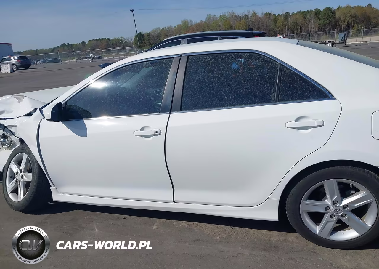 2013 Toyota Camry Se VIN:4T1BF1FK9DU719439 - 14