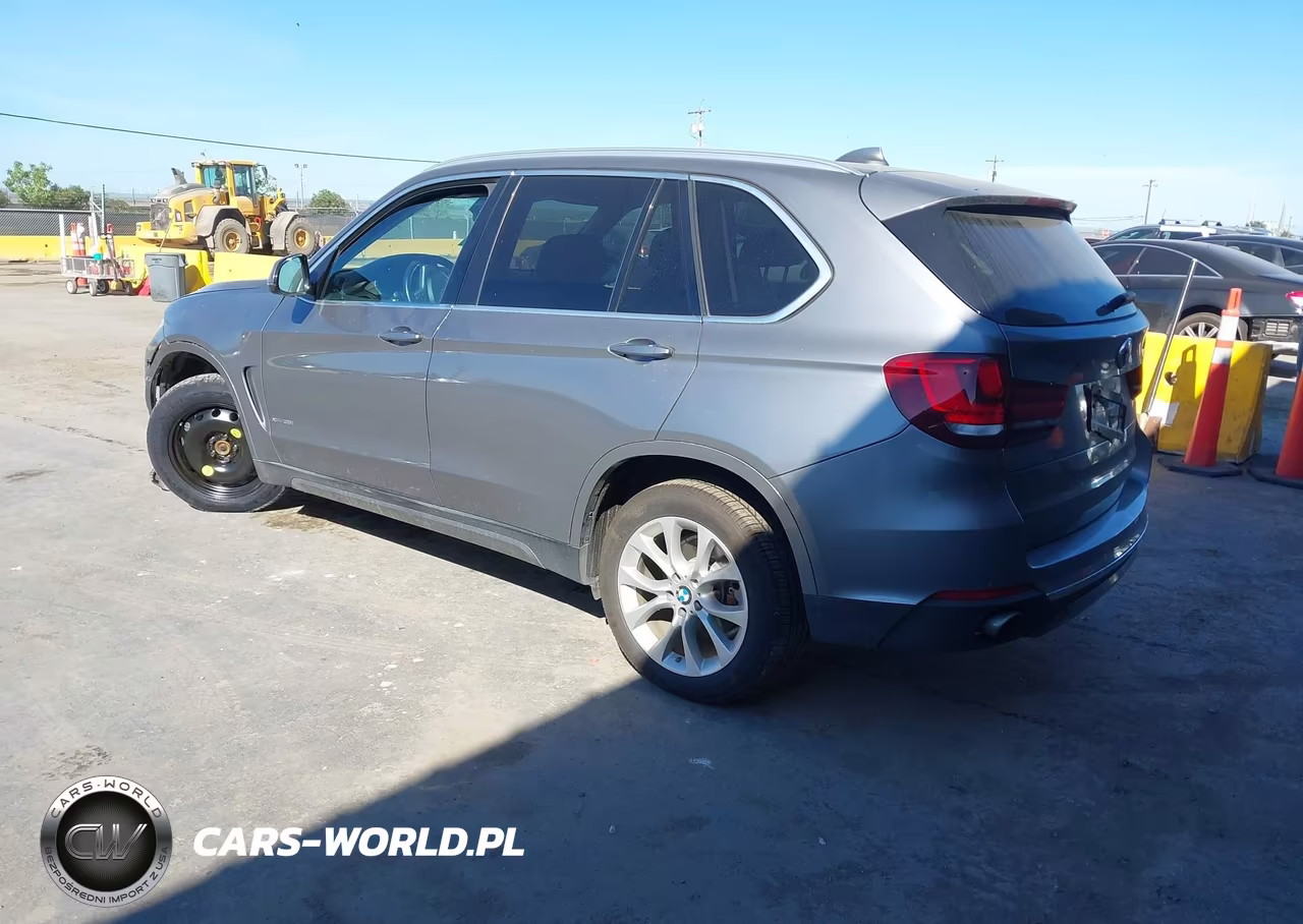 2015 BMW X5 xDrive35I VIN:5UXKR0C51F0P16452 - 3
