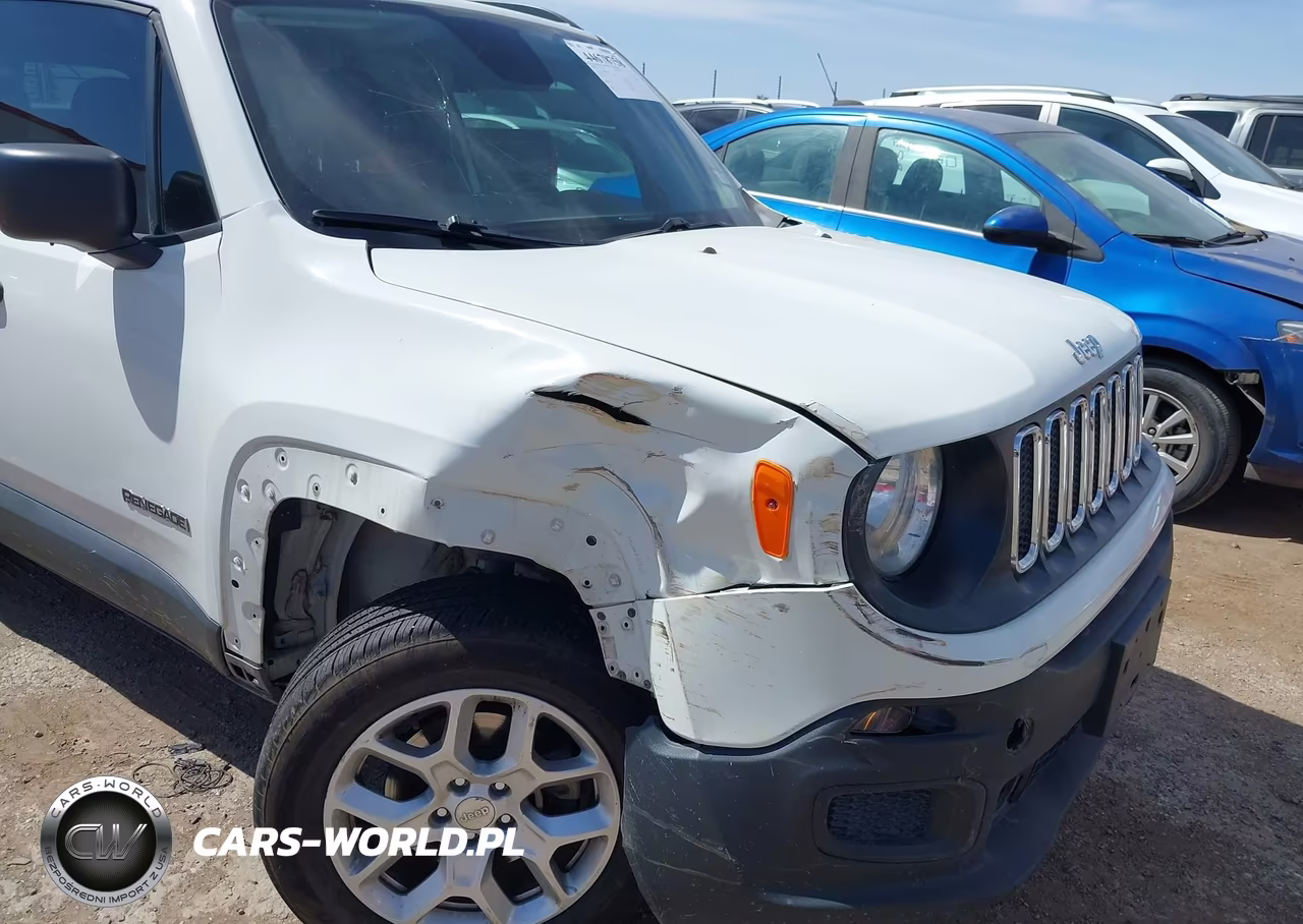 2018 Jeep Renegade Sport 4X4 VIN:ZACCJBAB8JPJ52686 - 6