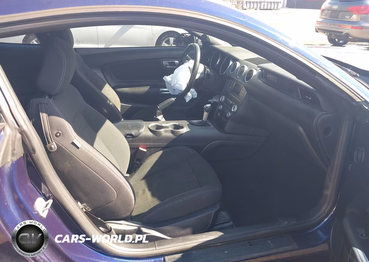 2020 Ford Mustang Ecoboost Fastback VIN:1FA6P8TH8L5122737 - 5