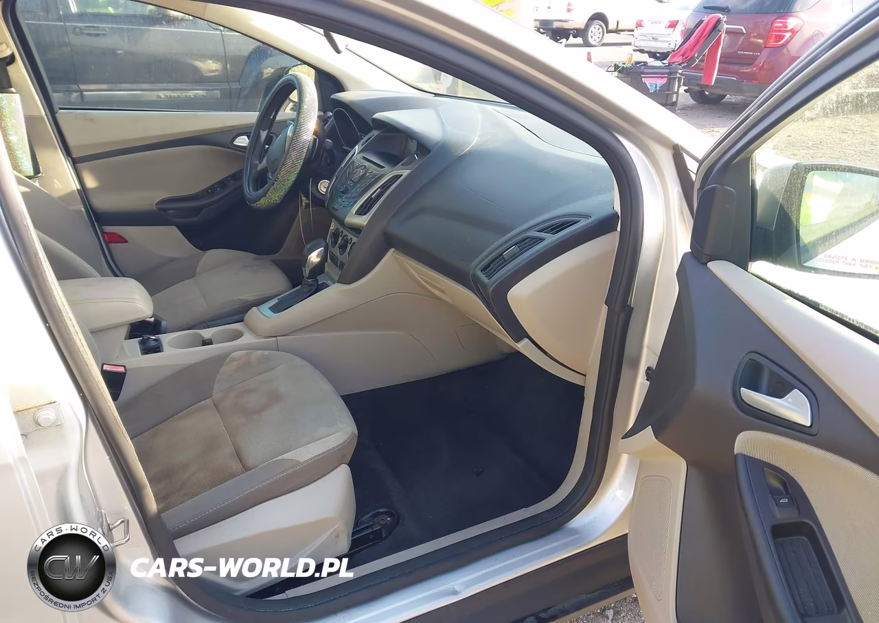 2013 Ford Focus Se VIN:1FADP3F29DL186638 - 5