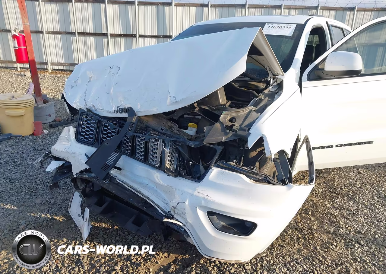 2020 Jeep Grand Cherokee Altitude 4X2 VIN:1C4RJEAG4LC337609 - 6