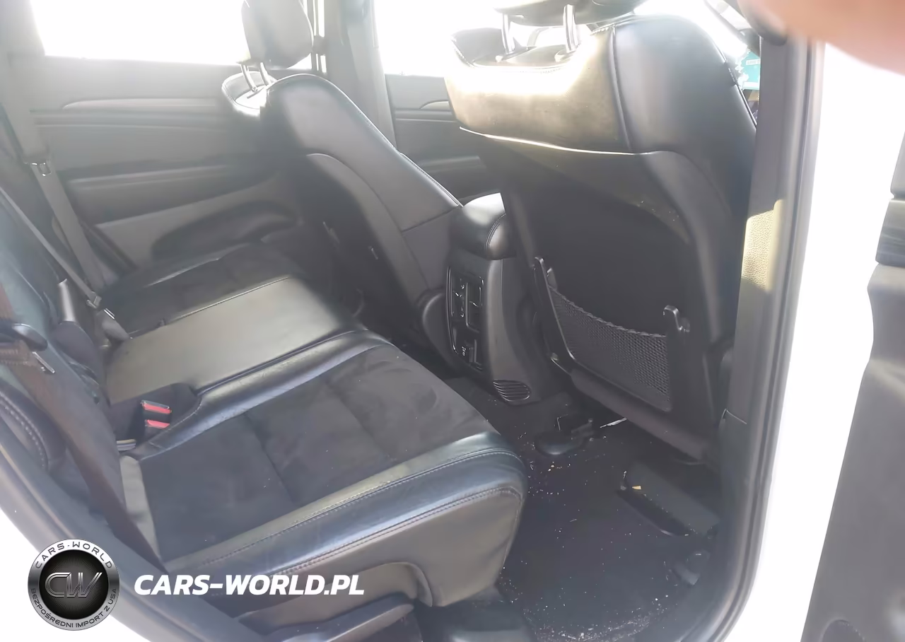 2020 Jeep Grand Cherokee Altitude 4X2 VIN:1C4RJEAG4LC337609 - 8