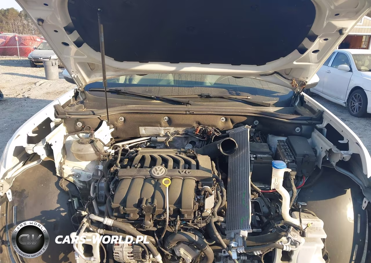2019 Volkswagen Atlas 3.6L V6 Se W-Technology R-Line VIN:1V2YR2CA4KC587618 - 10