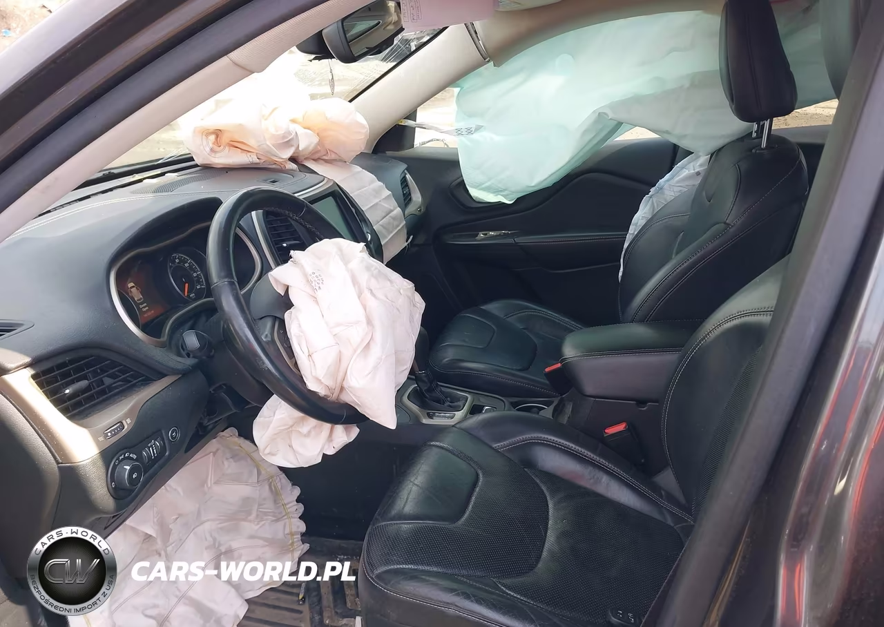 2015 Jeep Cherokee Limited VIN:1C4PJMDS4FW542447 - 5
