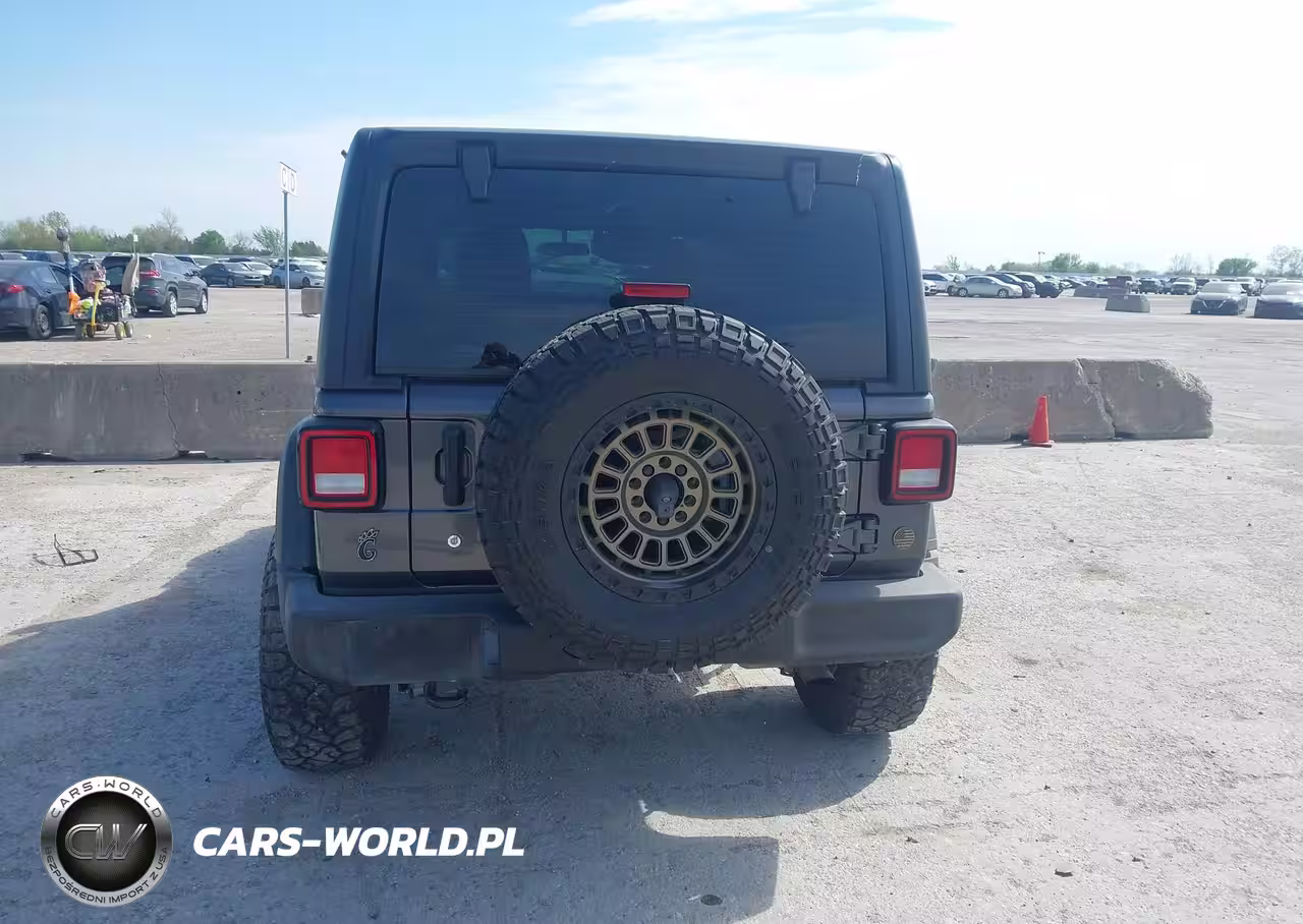 2018 Jeep Wrangler Unlimited Sport 4X4 VIN:1C4HJXDGXJW144220 - 15