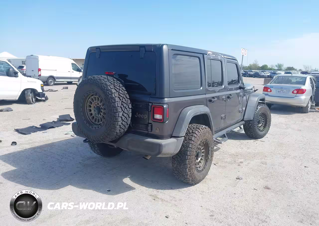 2018 Jeep Wrangler Unlimited Sport 4X4 VIN:1C4HJXDGXJW144220 - 4