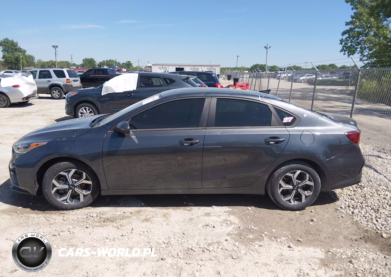 2021 Kia Forte Lxs VIN:3KPF24AD8ME414461 - 14