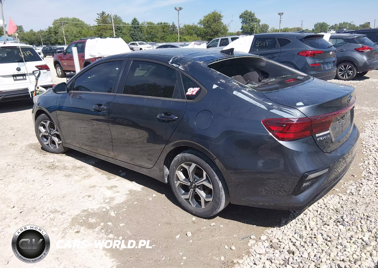 2021 Kia Forte Lxs VIN:3KPF24AD8ME414461 - 3
