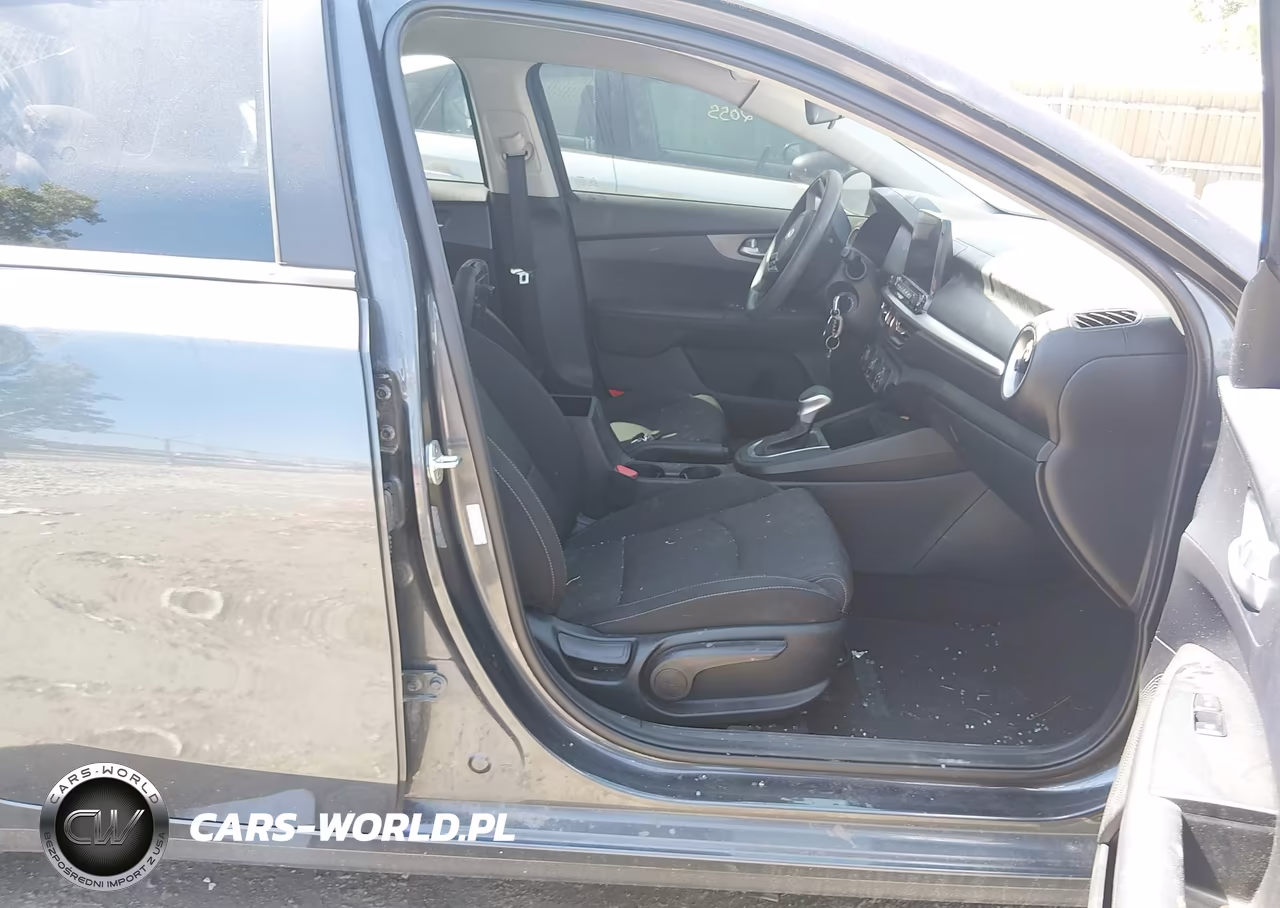 2021 Kia Forte Lxs VIN:3KPF24AD8ME414461 - 5