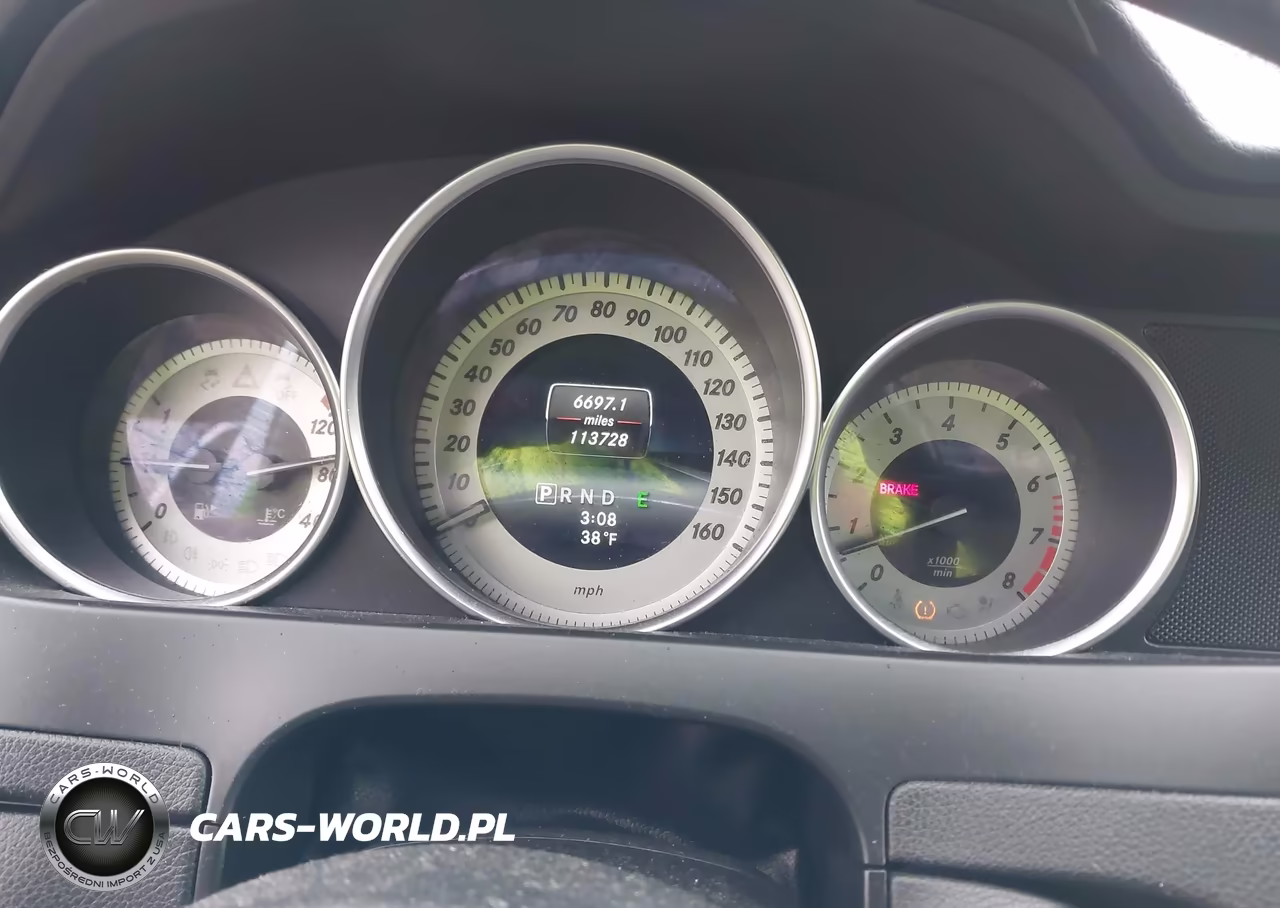 2014 Mercedes-Benz C 300 Sport 4Matic VIN:WDDGF8AB2EG252218 - 7