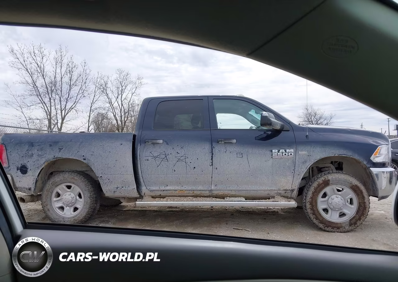 2016 Ram 2500 Tradesman VIN:3C6UR5CL7GG114357 - 13