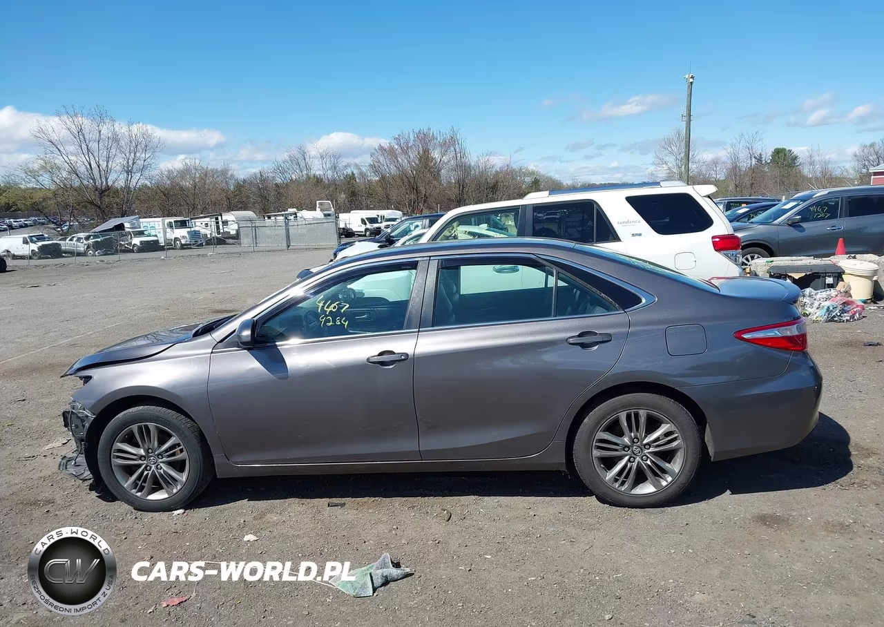 2017 Toyota Camry Se VIN:4T1BF1FK6HU618820 - 15