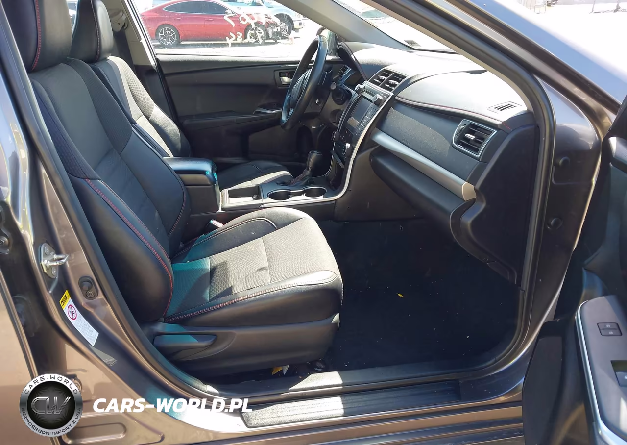 2017 Toyota Camry Se VIN:4T1BF1FK6HU618820 - 5