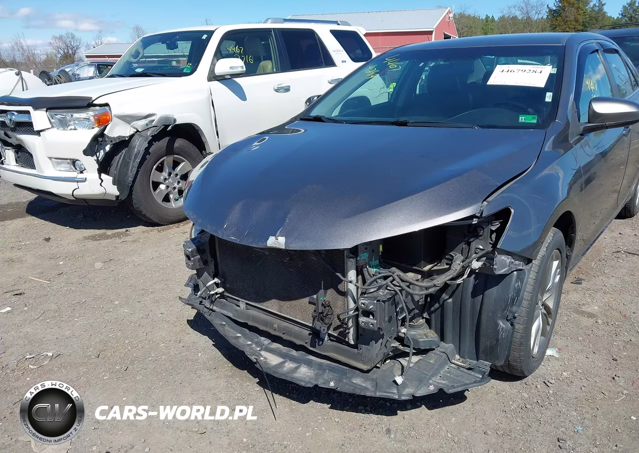 2017 Toyota Camry Se VIN:4T1BF1FK6HU618820 - 6