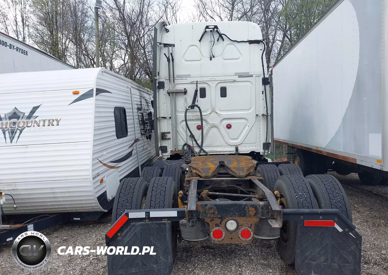 2011 Freightliner Cascadia 125 VIN:1FUJGLDR0BLBB1263 - 14