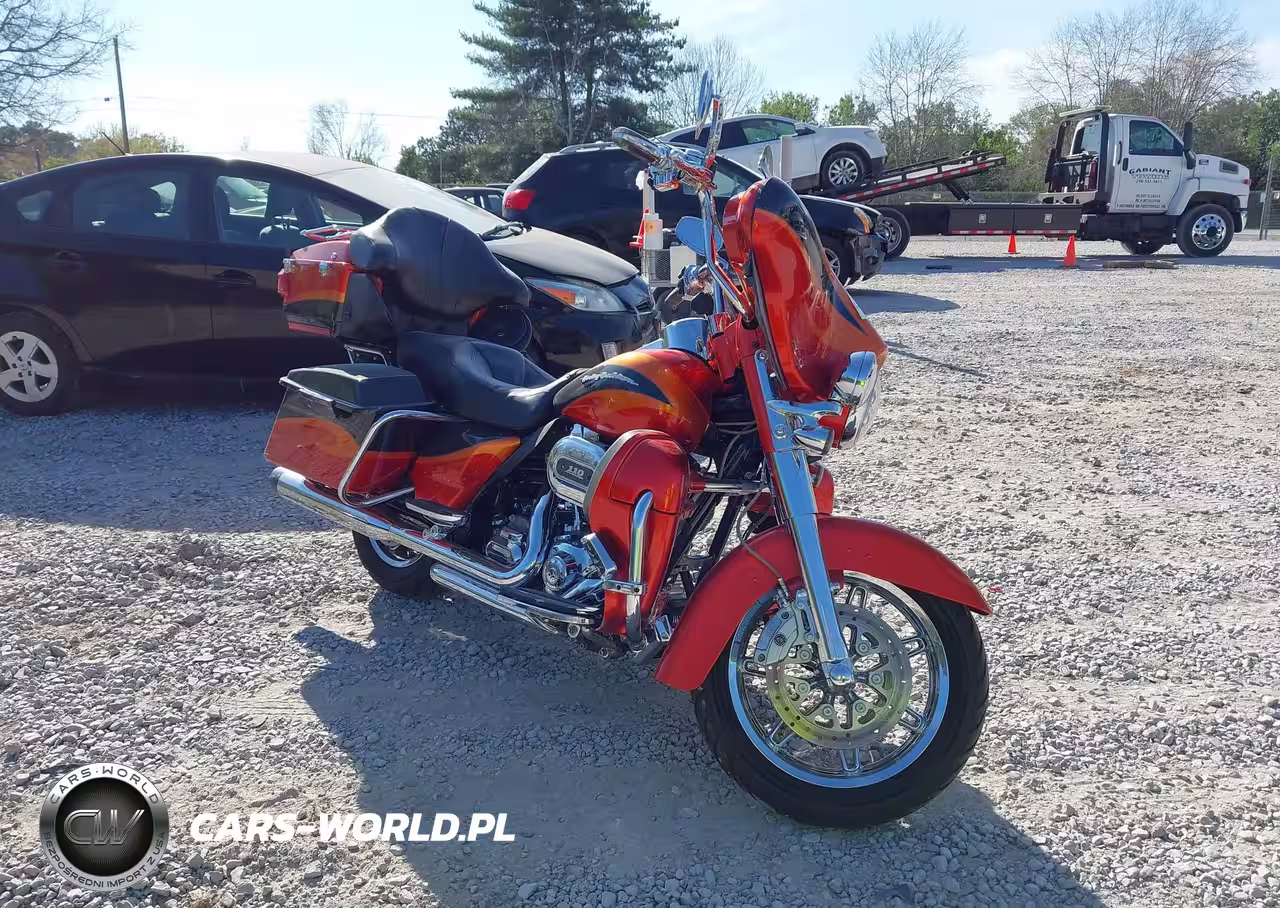 2013 Harley-Davidson Flhtcuse Cvo Ultra Cls Electra Gld