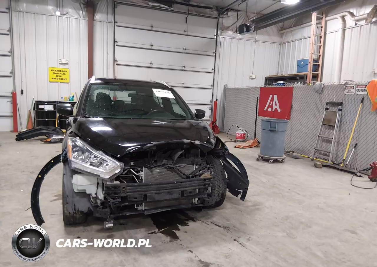 2019 Nissan Kicks S VIN:3N1CP5CU4KL533529 - 13