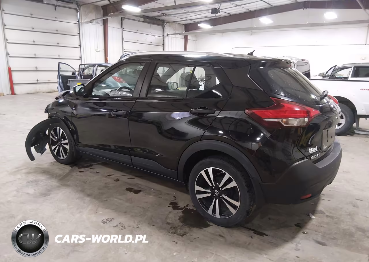 2019 Nissan Kicks S VIN:3N1CP5CU4KL533529 - 3