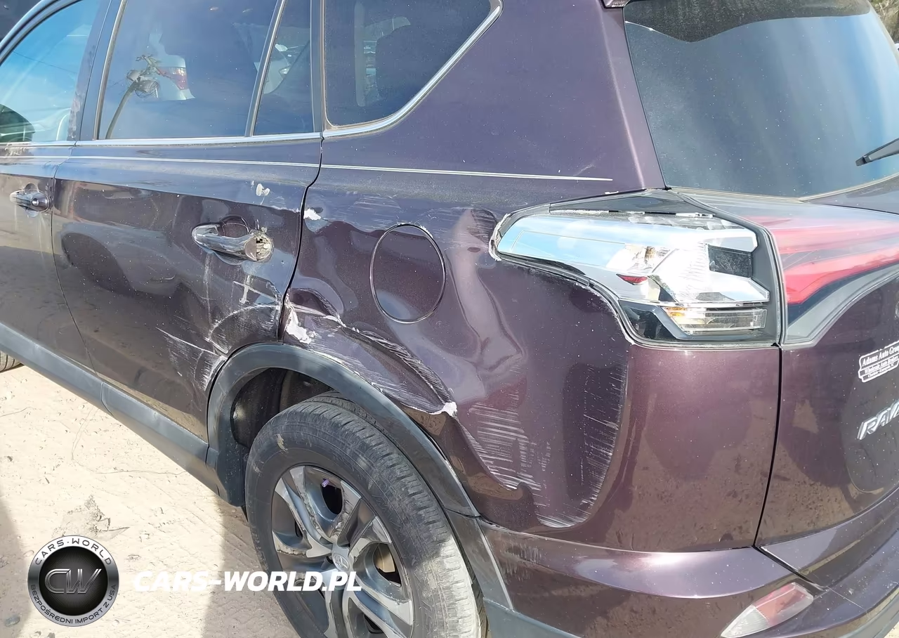 2017 Toyota Rav4 Le VIN:2T3ZFREV6HW335222 - 17