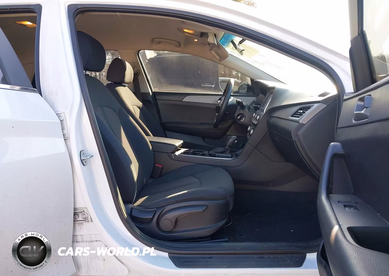 2019 Hyundai Sonata Se VIN:5NPE24AF0KH818327 - 5