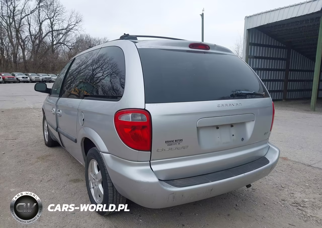 2005 Dodge Caravan Sxt VIN:1D4GP45RX5B124106 - 3