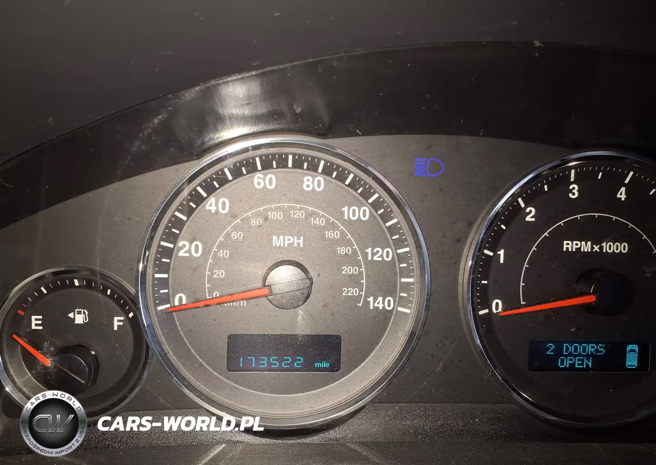 2006 Jeep Commander VIN:1J8HG48N06C304046 - 15