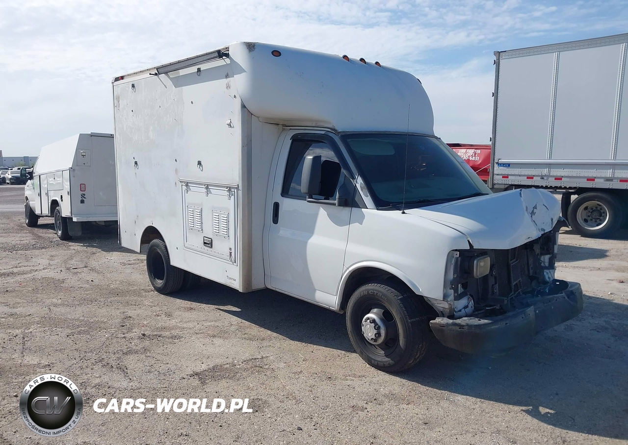 2008 Chevrolet Express Cutaway Work Van
