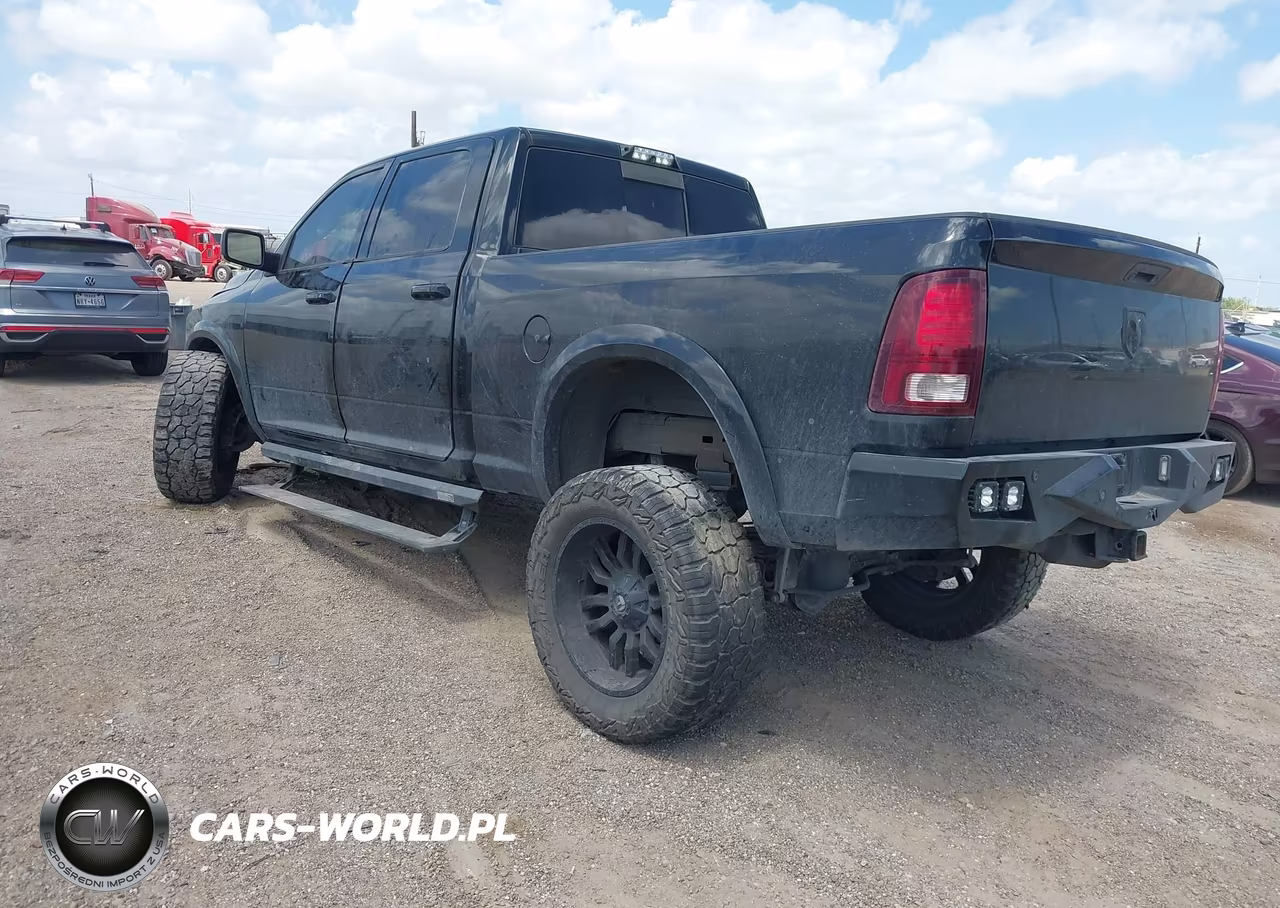 2018 Ram 2500 Laramie 4X4 6'4 Box VIN:3C6UR5FL0JG405981 - 3