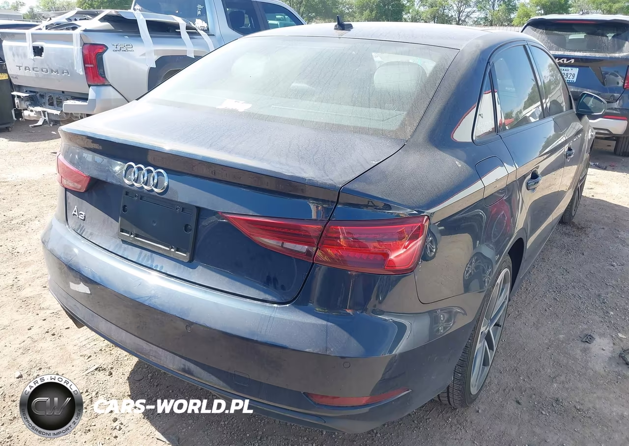 2020 Audi A3 Premium 40 Tfsi Front-Wheel Drive S Tronic VIN:WAUAUGFF5LA102421 - 4