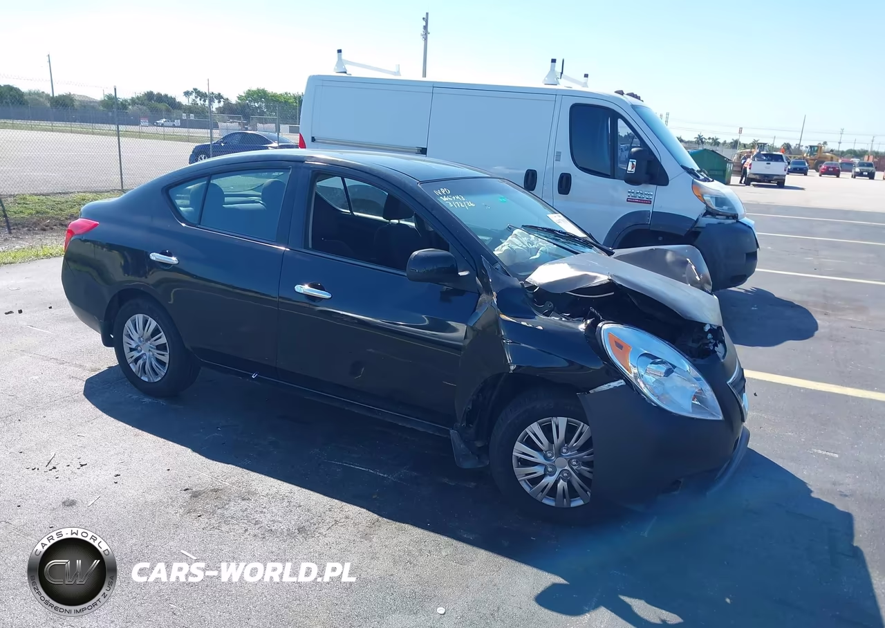 2012 Nissan Versa 1.6 Sv
