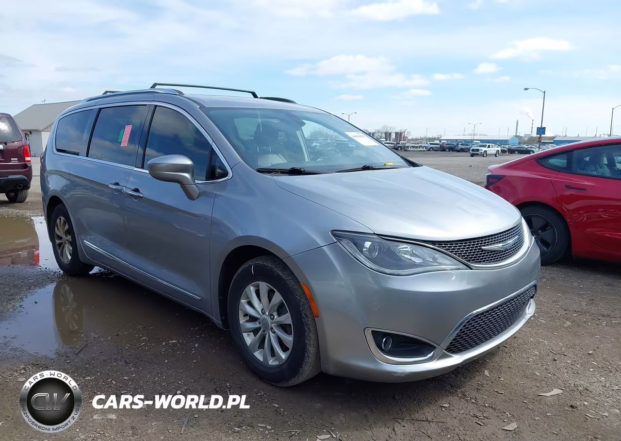 2018 Chrysler Pacifica Touring L