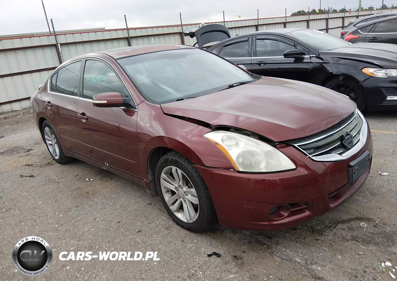2012 Nissan Altima 3.5 Sr – zdjęcie 1 z 11