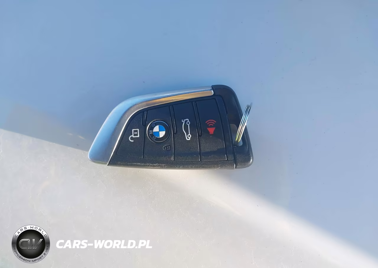 2018 BMW X3 xDrive30I VIN:5UXTR9C5XJLD59081 - 11