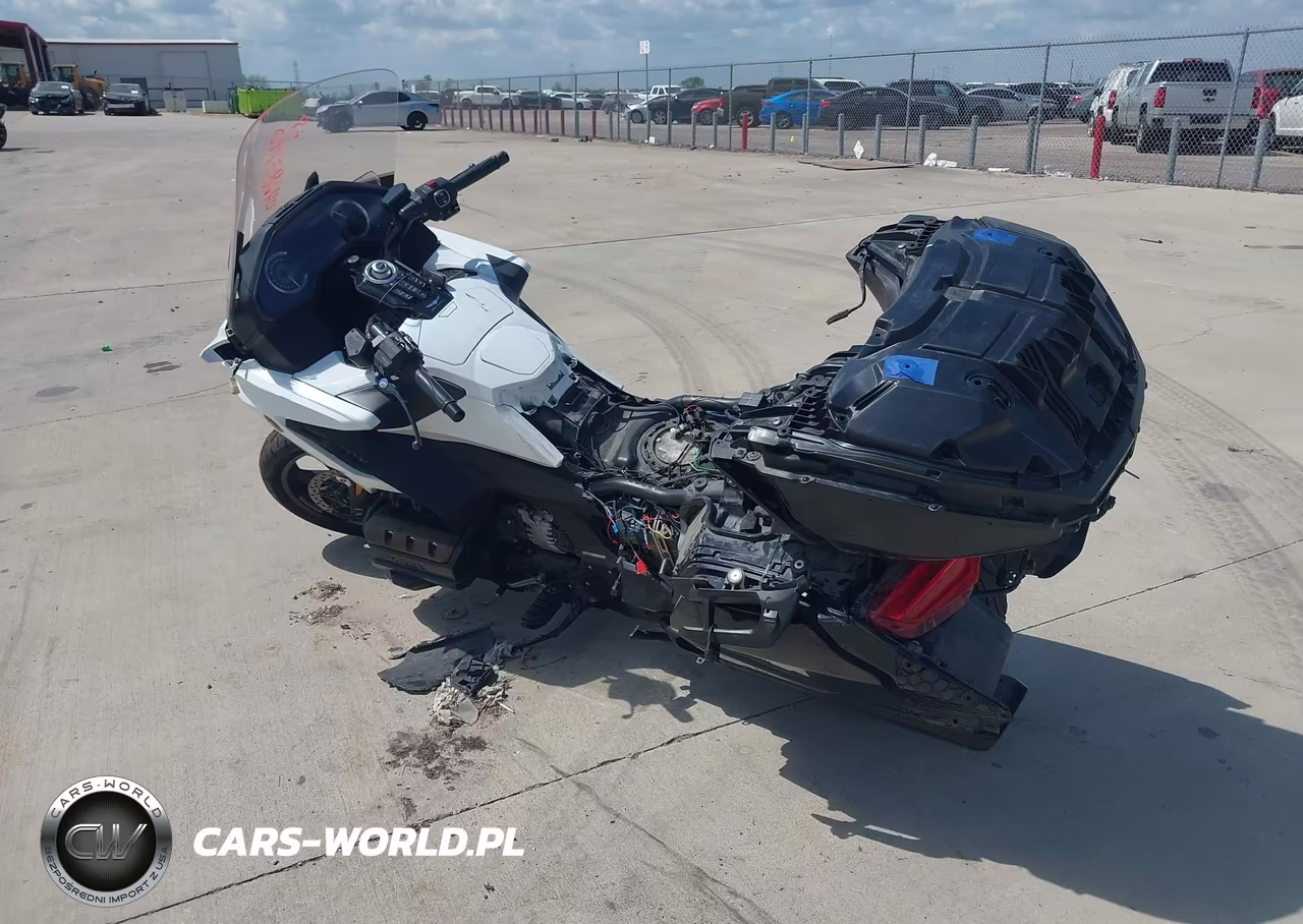 2023 Honda Gl1800 VIN:JH2SC790XPK500443 - 3