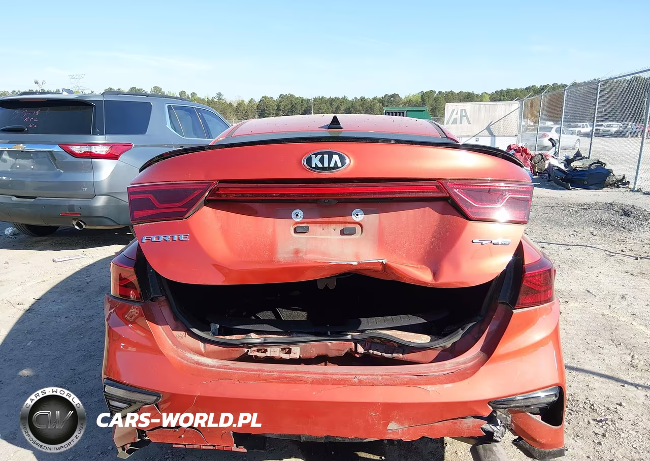 2020 Kia Forte Gt-Line VIN:3KPF34ADXLE141602 - 16