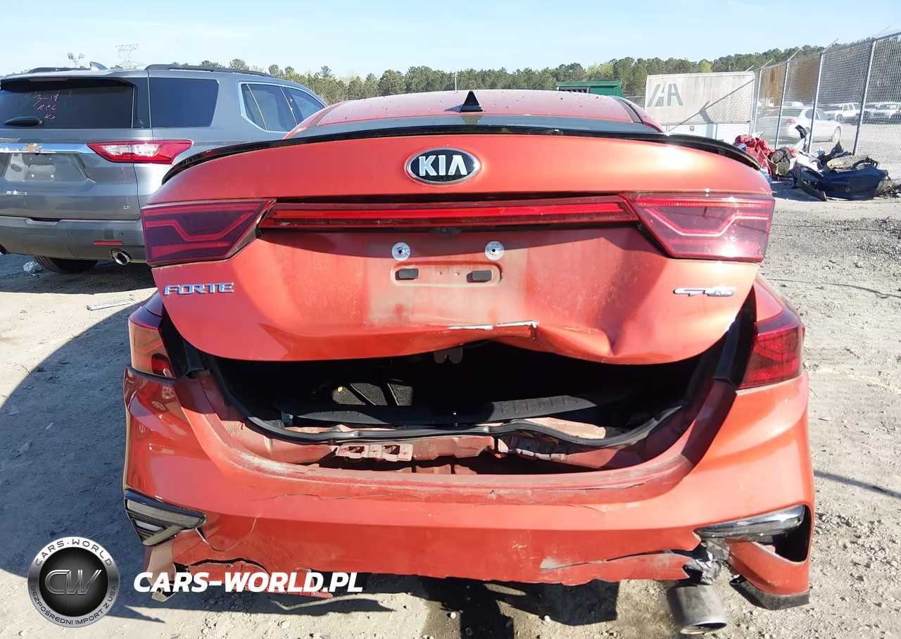 2020 Kia Forte Gt-Line VIN:3KPF34ADXLE141602 - 6