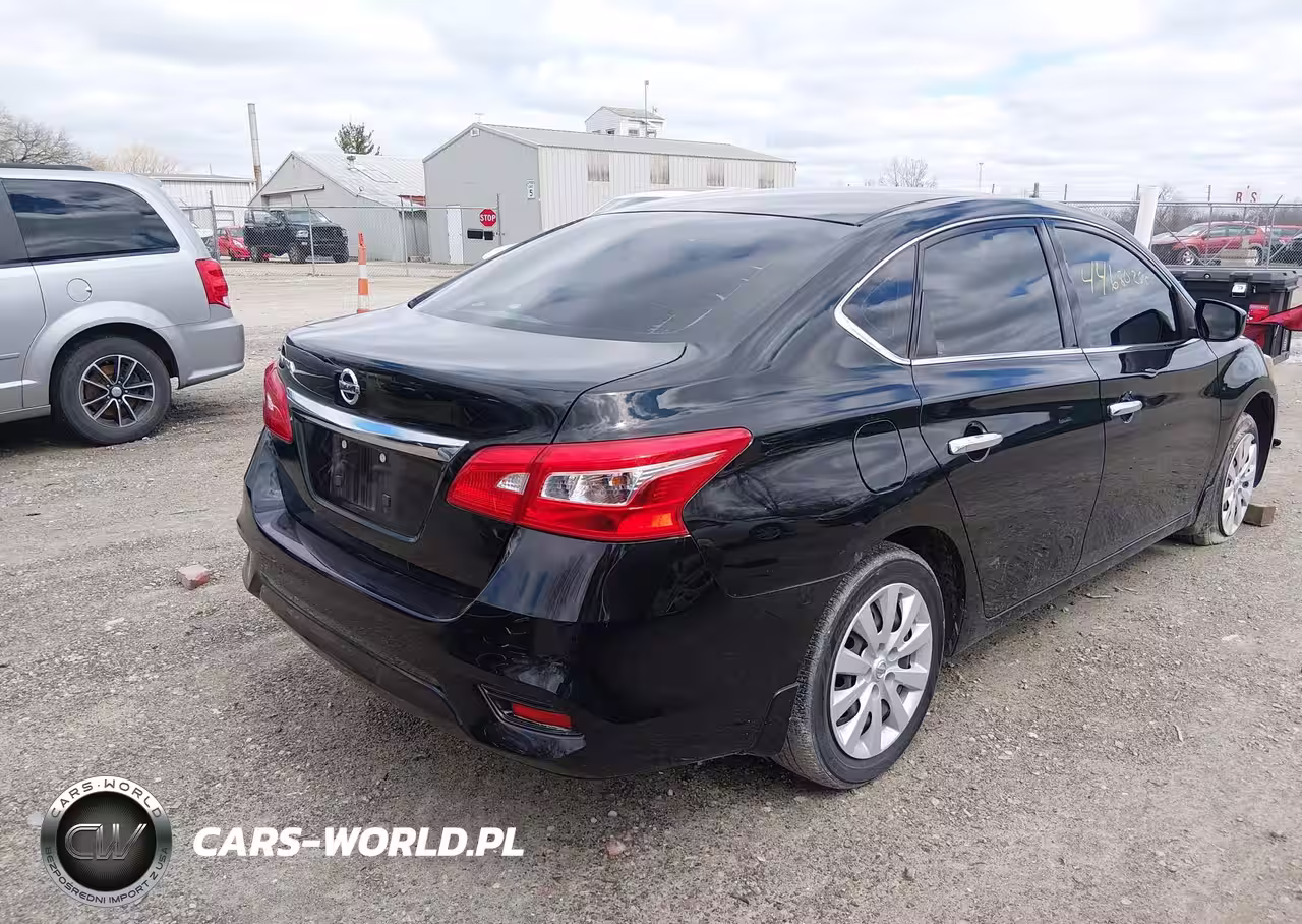 2017 Nissan Sentra S VIN:3N1AB7APXHY380052 - 4