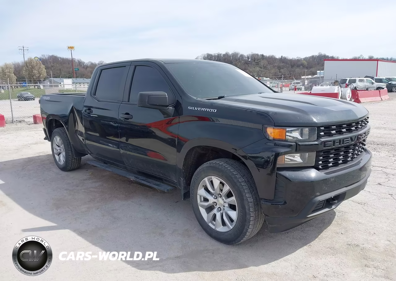 2020 Chevrolet Silverado 1500 Custom – zdjęcie 1 z 16