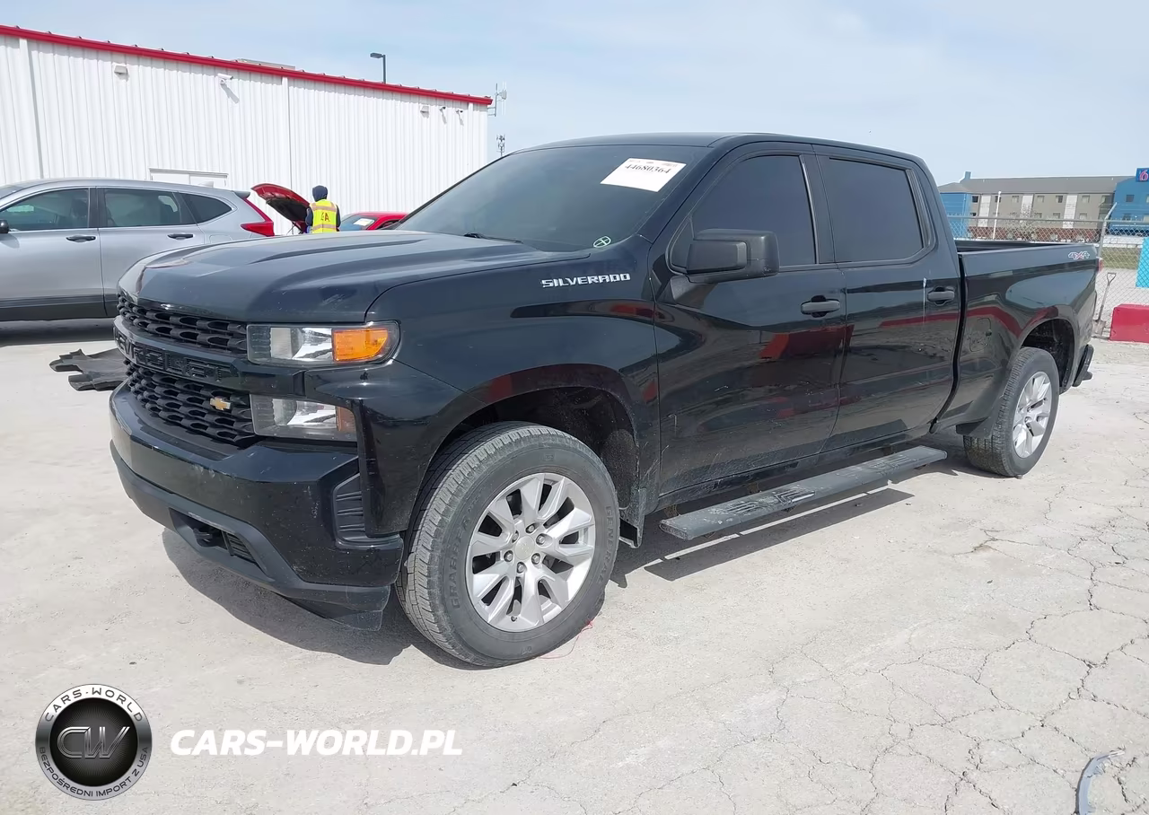 2020 Chevrolet Silverado 1500 Custom VIN:1GCUYBEF9LZ311185 - 2
