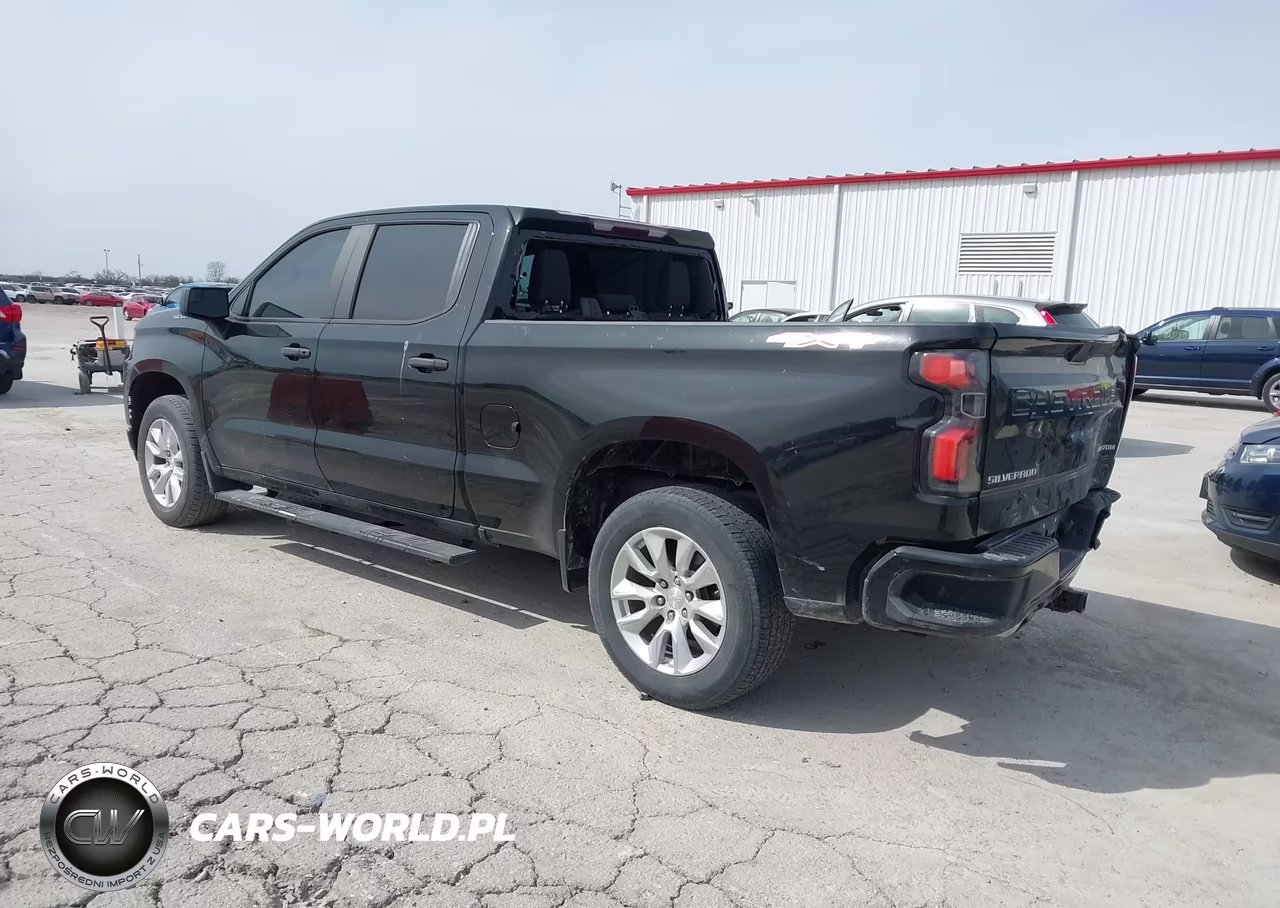 2020 Chevrolet Silverado 1500 Custom VIN:1GCUYBEF9LZ311185 - 3