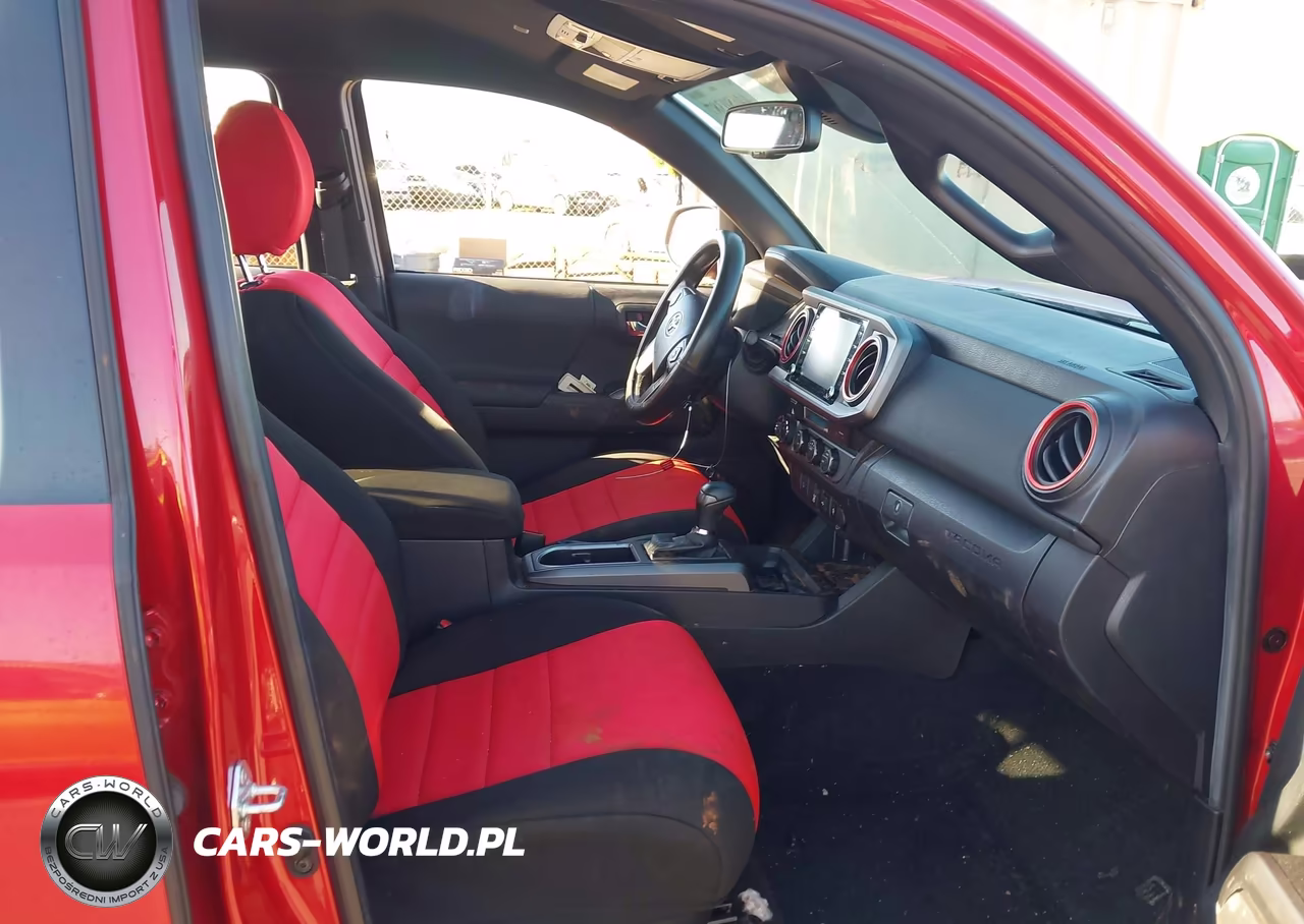 2022 Toyota Tacoma VIN:3TYCZ5AN7NT080741 - 5