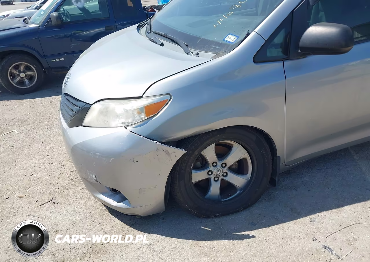 2016 Toyota Sienna L 7 Passenger VIN:5TDZK3DC9GS703191 - 6