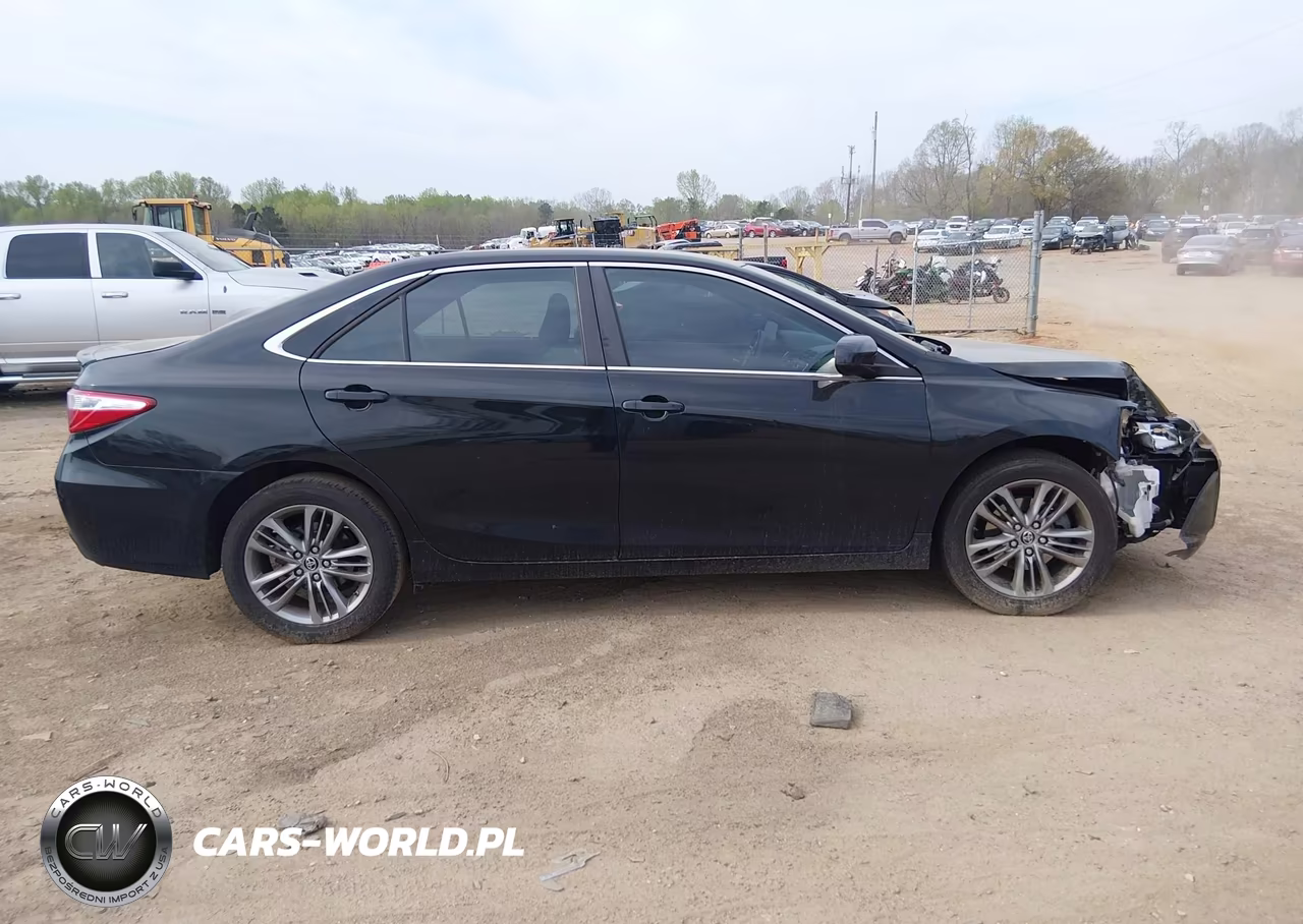 2015 Toyota Camry Se VIN:4T1BF1FK3FU934060 - 14