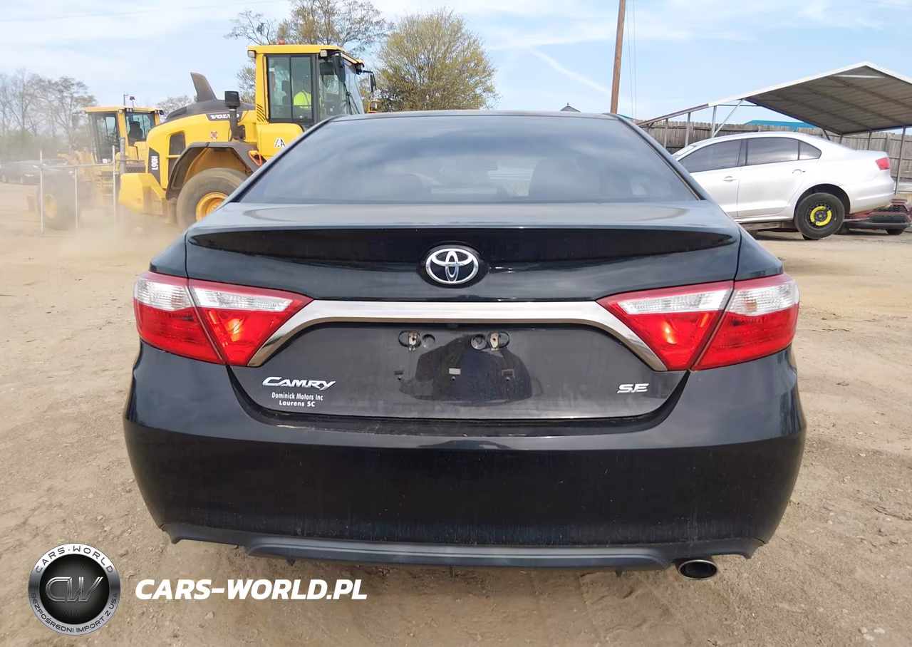 2015 Toyota Camry Se VIN:4T1BF1FK3FU934060 - 17