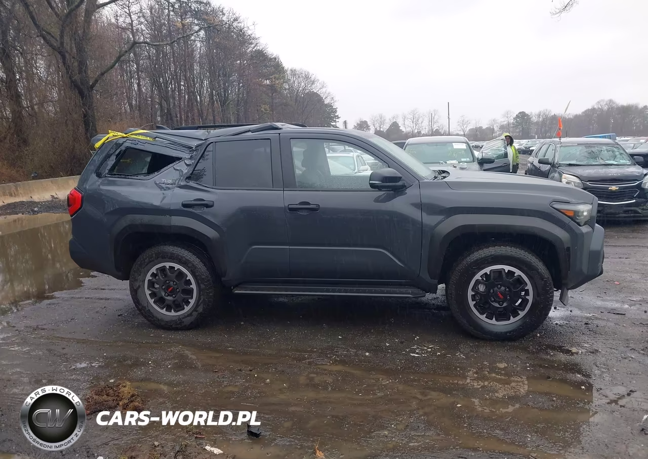 2025 Toyota 4Runner Trd Off Road Premium VIN:JTEVA5BR7S5045692 - 13