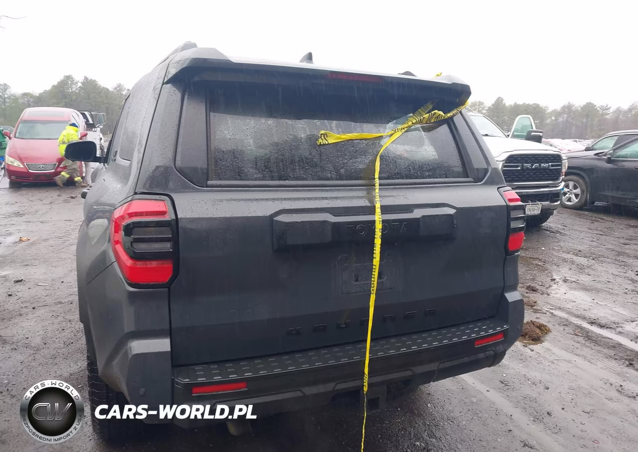 2025 Toyota 4Runner Trd Off Road Premium VIN:JTEVA5BR7S5045692 - 16