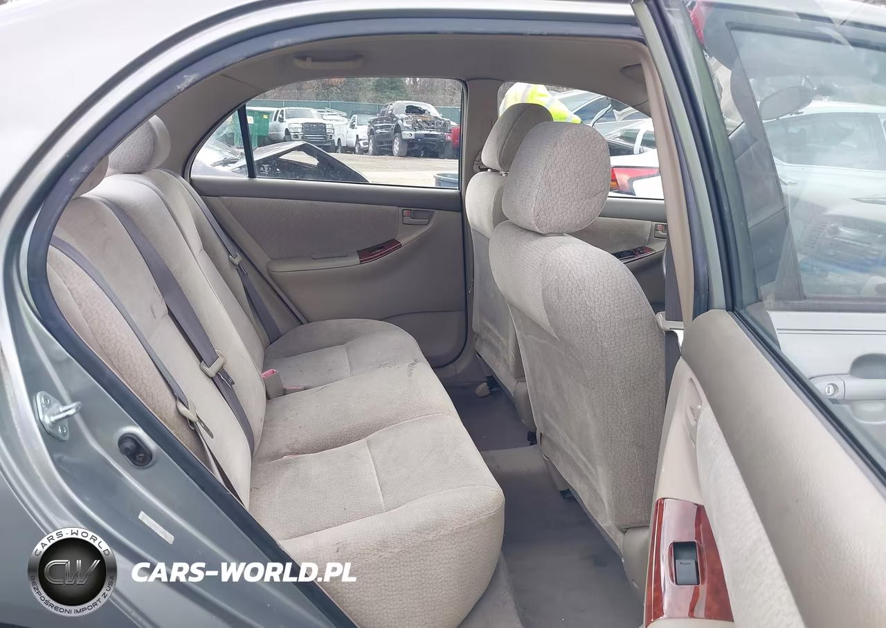 2004 Toyota Corolla Le VIN:JTDBR32E742032396 - 8