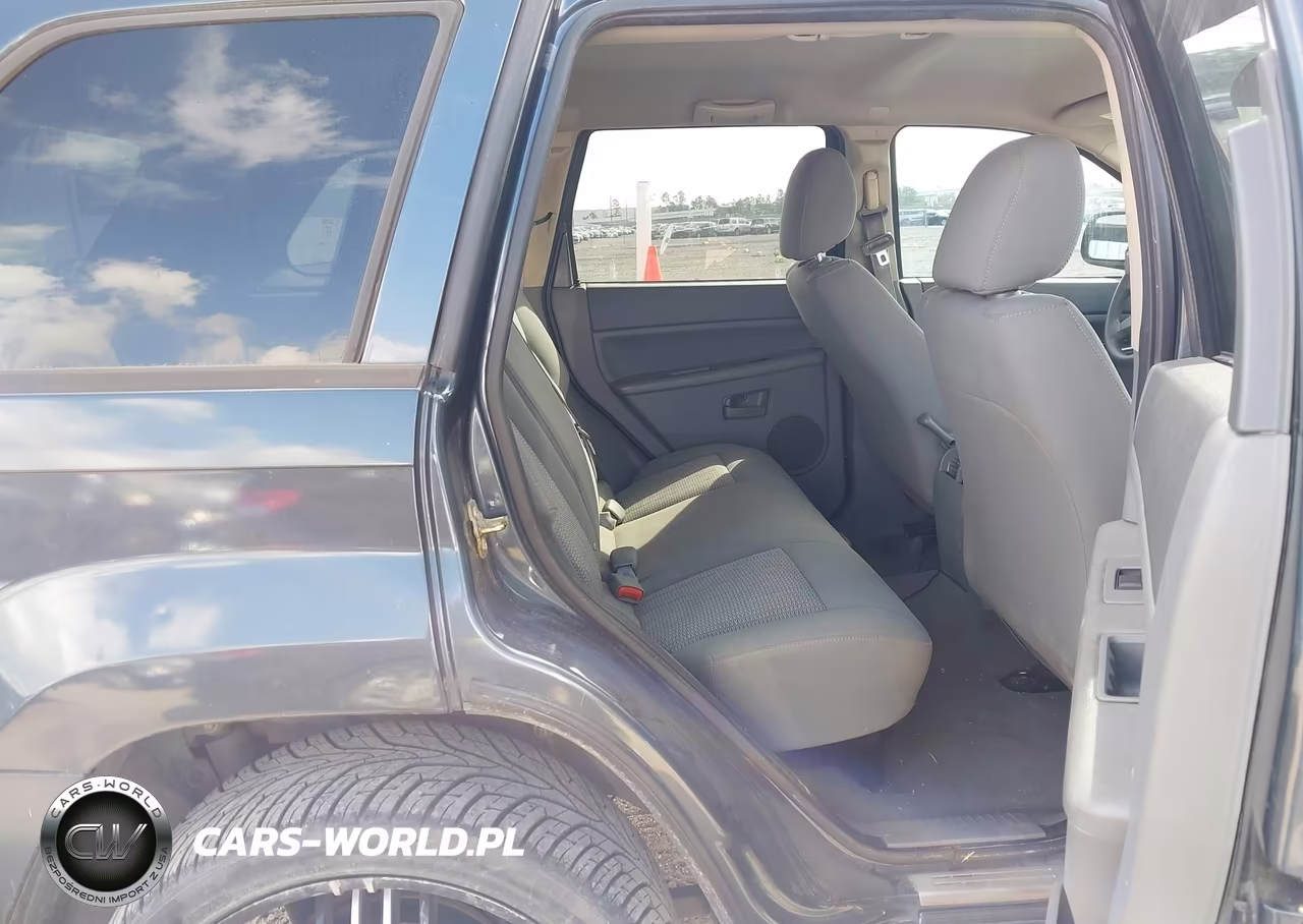 2007 Jeep Grand Cherokee Laredo VIN:1J8GS48K87C526478 - 19