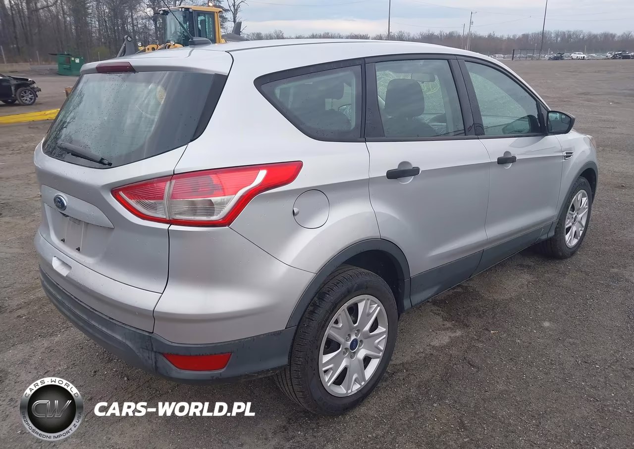 2014 Ford Escape S VIN:1FMCU0F75EUA11142 - 4